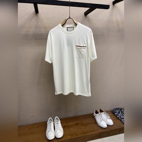 Gucci古馳、2024新款短袖T恤，帥氣時尚，原版五金輔料logo，簡約百搭款