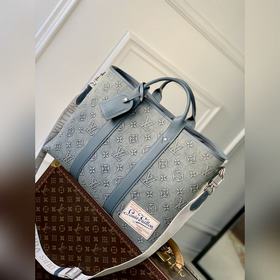 LV M22537Week-End Tote 手袋取材 Monogram Wa