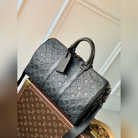 LV M22765Kee all Bandoulière 35 手袋是路易威登