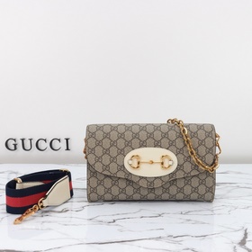 gucci 新款 專櫃品質，實物實拍，款號：677286杏白，尺寸：寬26×高1