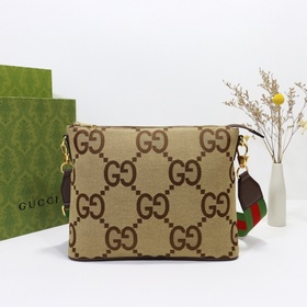 gucci 新款 專櫃品質，實物實拍，款號：699130杏布啡皮，尺寸：寬31×