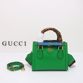 gucci 新款 專櫃品質，實物實拍！款號：702732青色，尺寸：寬20x 高