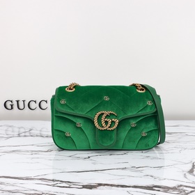 gucci 新款 專櫃品質，實物實拍，款號：443497綠絨小雙G，尺寸：長15