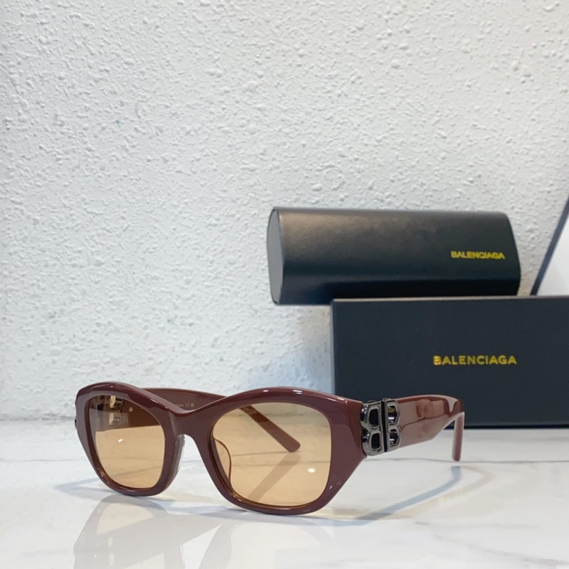 balenciaga MODEL：BB0311SK SIZE：53口21-14