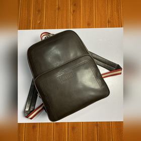 BALLY巴利大號(hào)雙肩背包 咖啡色，純原單正品 支持驗(yàn)貨 進(jìn)口油蠟牛皮 質(zhì)感細(xì)