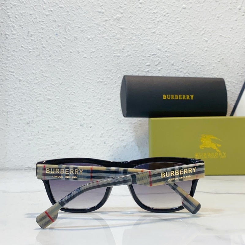 burberry  MODEL：BE4293  SIZE：56口17-145