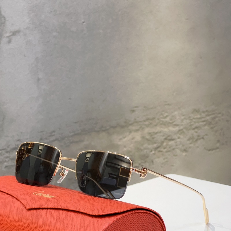 Cartier 官網新品上架 MODERL： CT02180 商務男款半框眼鏡，