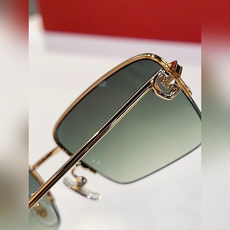 金綠Cartier卡地亞 MODERL：CT02180