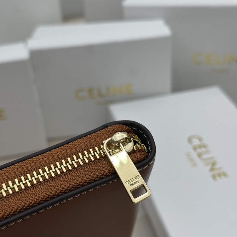 TRIOMPHE CUIR大號(hào)拉鍊錢夾 ，光滑小牛皮材質(zhì)，小牛皮襯裡，拉鍊封口，