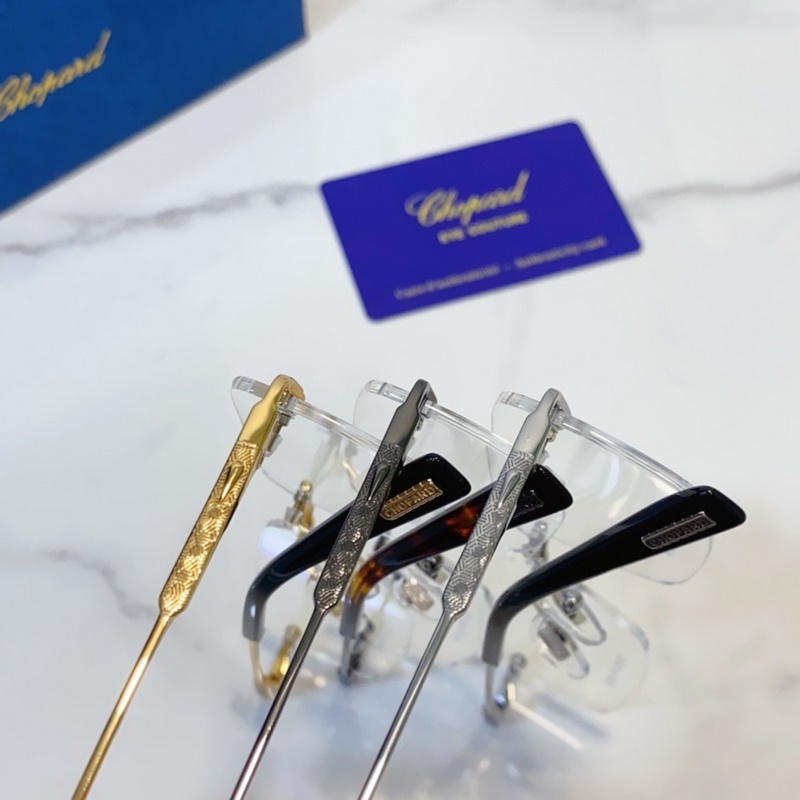 chopard蕭邦 MODEL：VCHG57 SIZE：58口17-145鈦～～