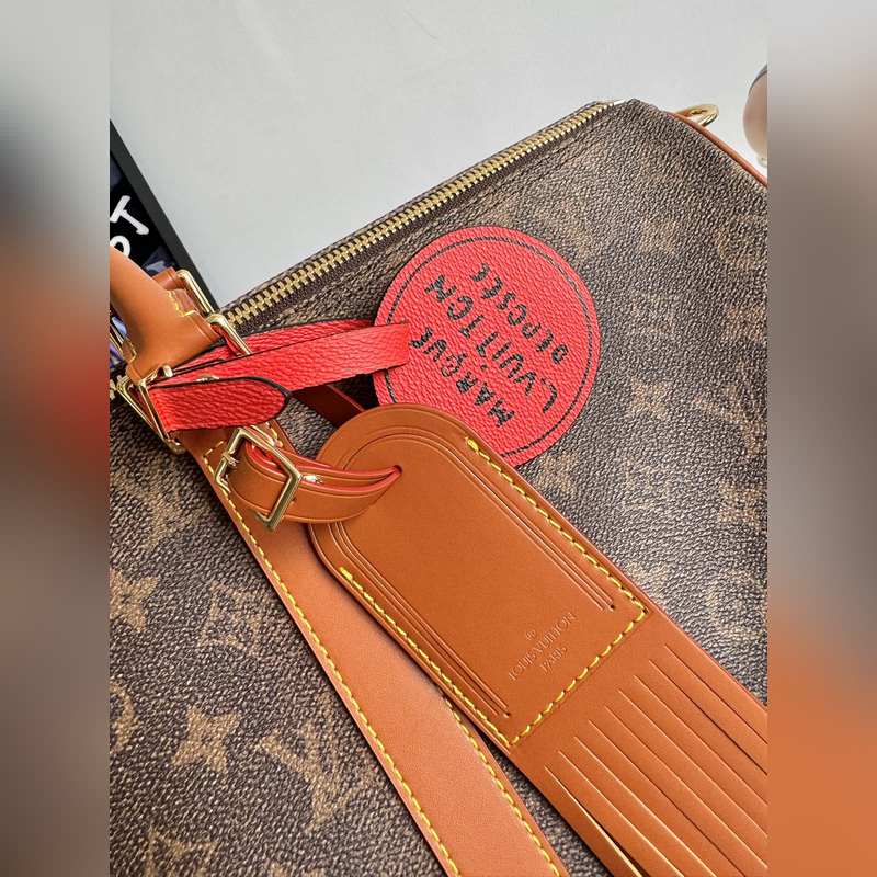 海外原單M11541獨(dú)家實(shí)拍！本款 Kee all Bandoulière 50