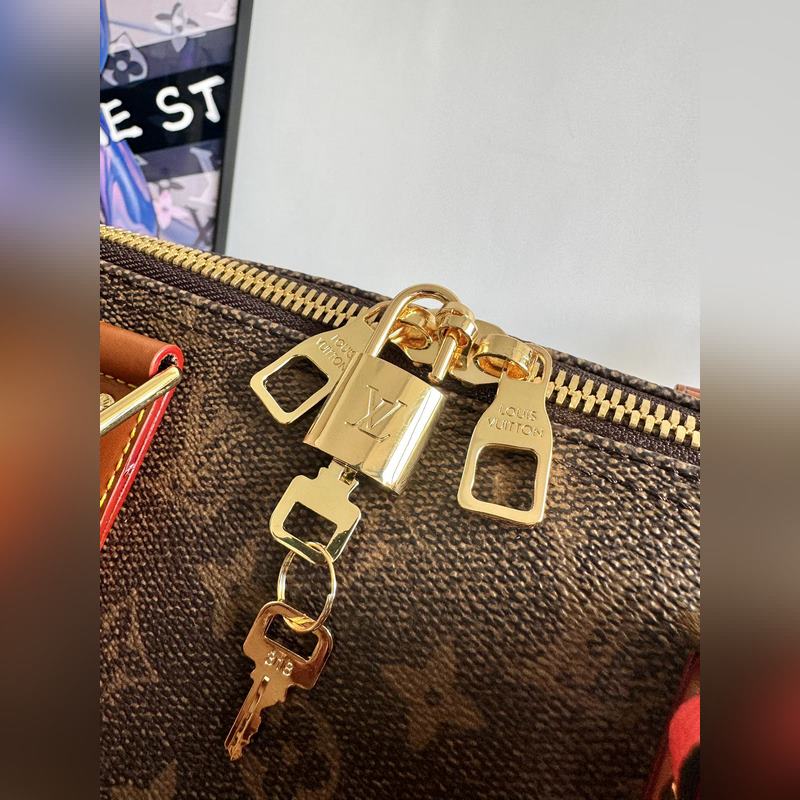 海外原單M11541獨(dú)家實(shí)拍！本款 Kee all Bandoulière 50