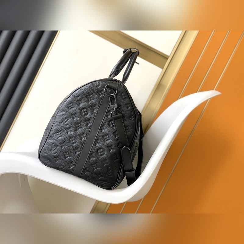 頂級原單M59025黑色壓花 本款 Kee all 旅行袋為細(xì)膩牛皮革壓印 Mo