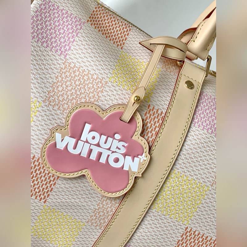 M40713粉格 M4667綠格 本款頂級原單 達(dá)米埃畫布的“基波爾45”，將迷