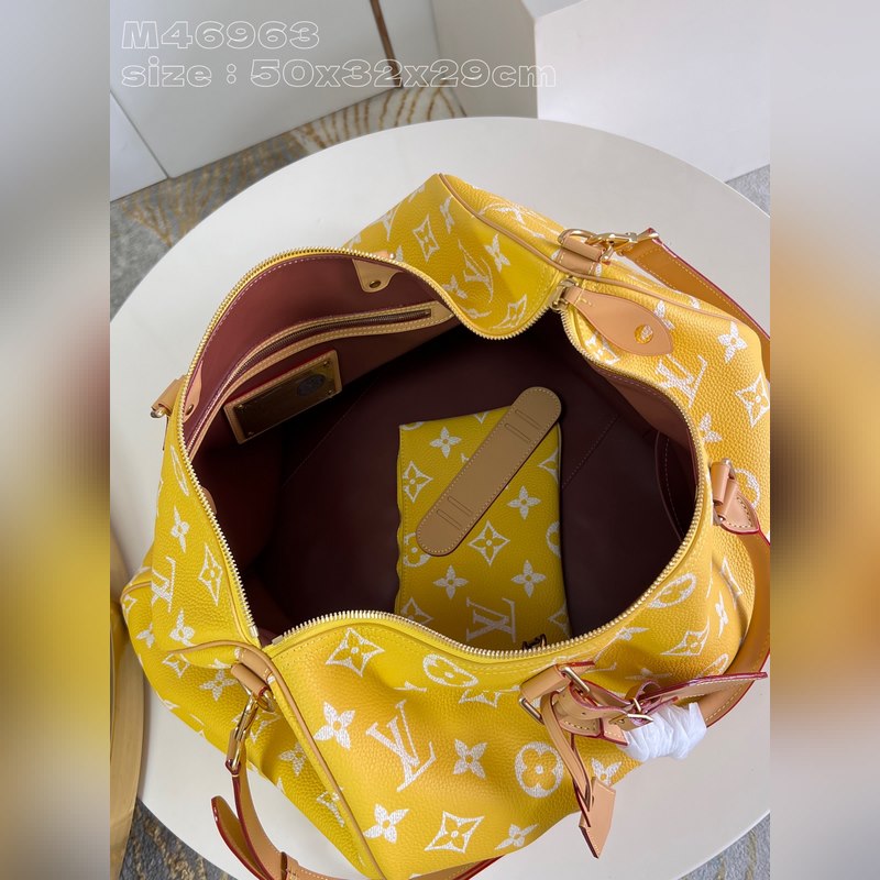 【獨(dú)家實(shí)拍 M46963黃 】創(chuàng)意總監(jiān)harrell Williams以引人注目