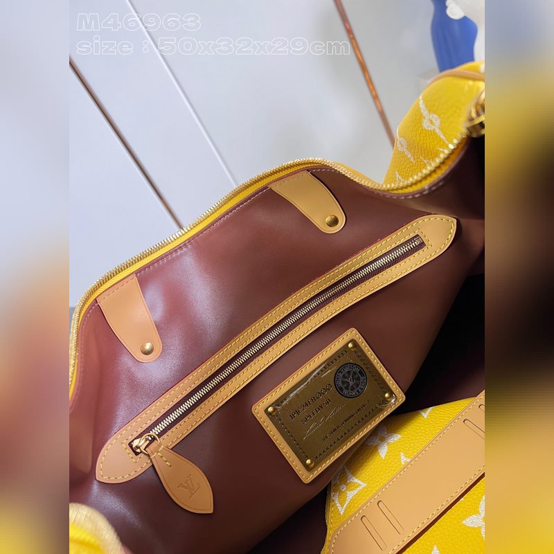 【獨(dú)家實(shí)拍 M46963黃 】創(chuàng)意總監(jiān)harrell Williams以引人注目