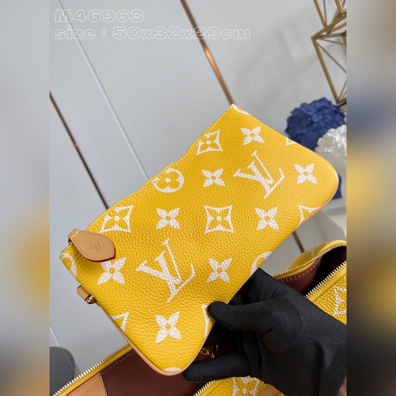 【獨(dú)家實(shí)拍 M46963黃 】創(chuàng)意總監(jiān)harrell Williams以引人注目