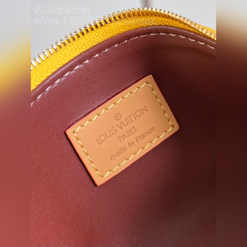 【獨(dú)家實(shí)拍 M46963黃 】創(chuàng)意總監(jiān)harrell Williams以引人注目