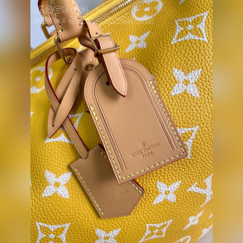 【獨(dú)家實(shí)拍 M46963黃 】創(chuàng)意總監(jiān)harrell Williams以引人注目