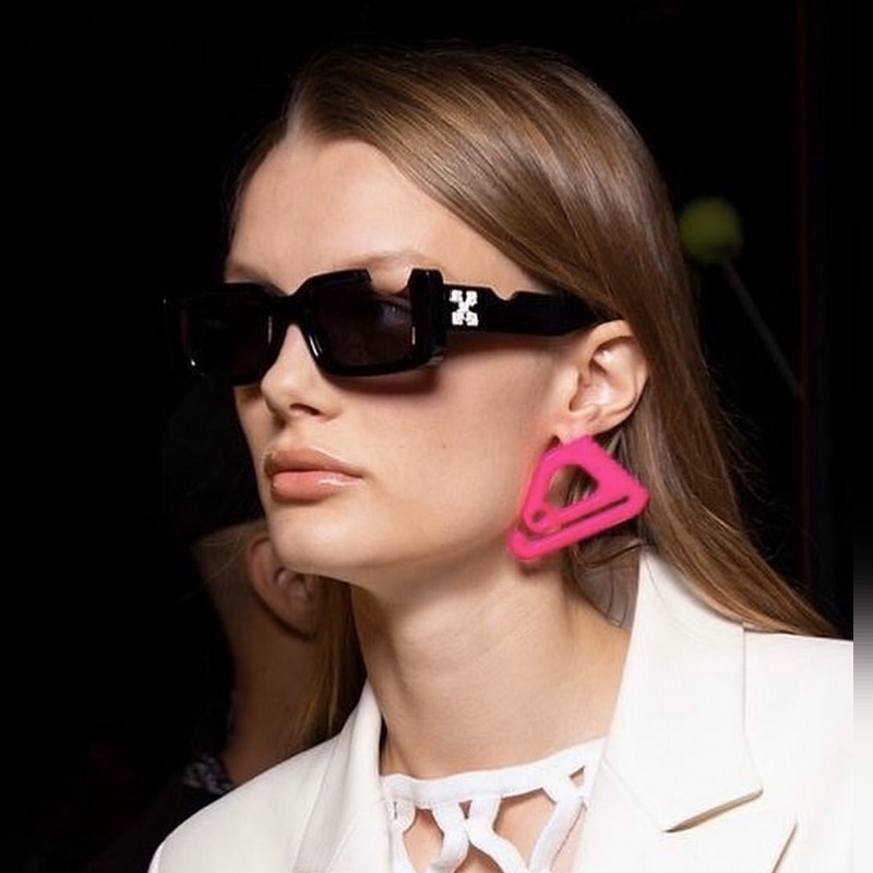 時尚潮牌  ♀  Off-White OW40006