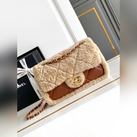 CHANEL 24k泰迪熊 秋冬系列包包| 愛不完 包包真的太絕啦亮點和細節超級