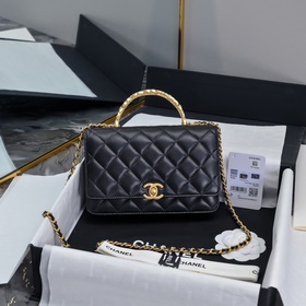 Chanel 24S 字母編織手柄woc金屬Logo 拼接浮雕 鑲黑鑽大雙C手