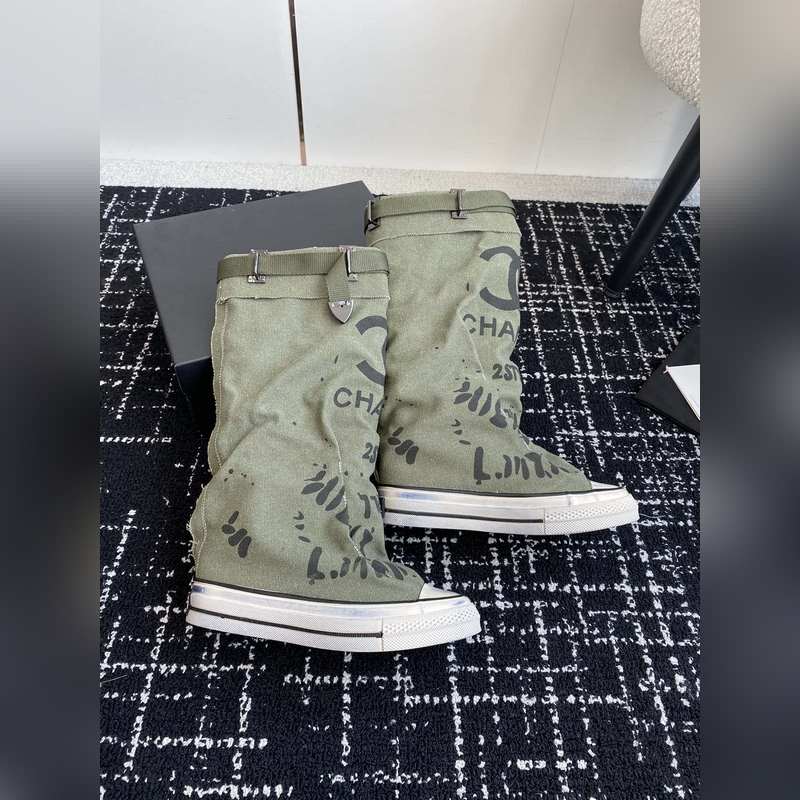 CHANEL 香奈兒  網紅爆款中古 塗鴉帆布鞋 太有範兒了 複古coco女鞋