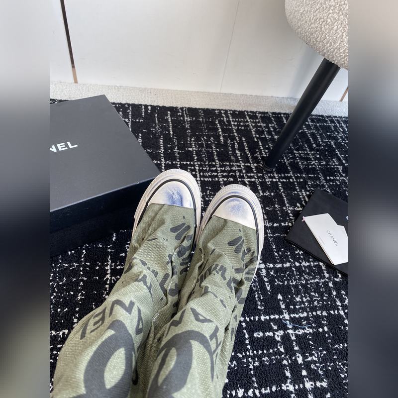 CHANEL 香奈兒  網紅爆款中古 塗鴉帆布鞋 太有範兒了 複古coco女鞋