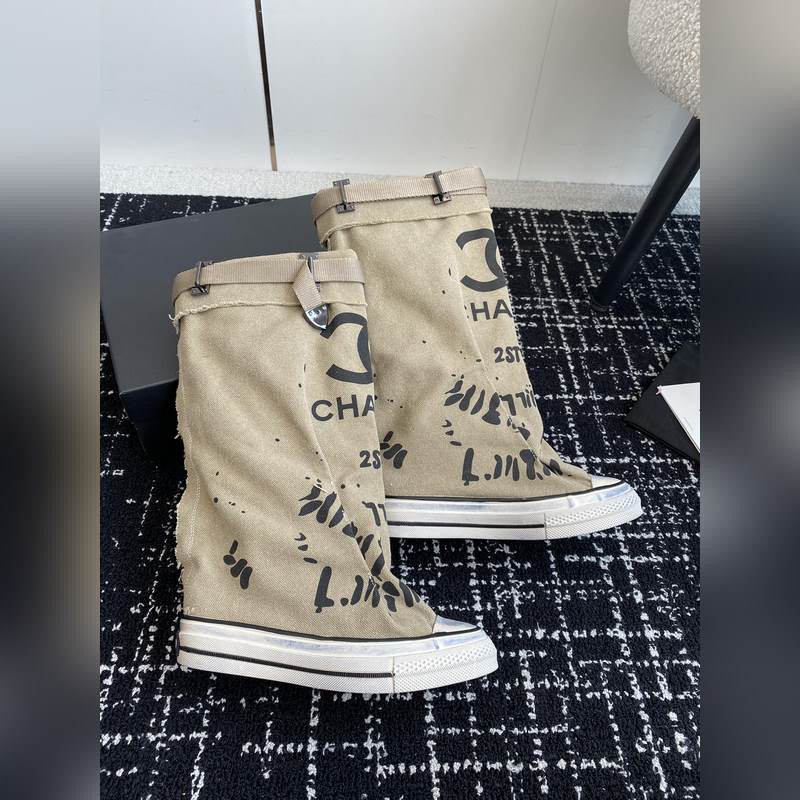 CHANEL 香奈兒  網紅爆款中古 塗鴉帆布鞋 太有範兒了 複古coco女鞋