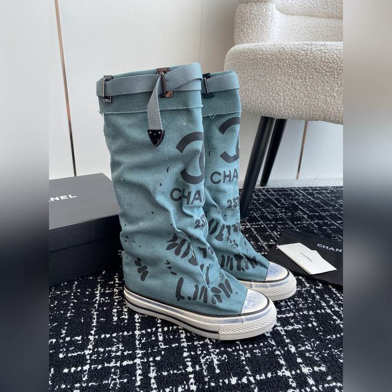 CHANEL 香奈兒  網(wǎng)紅爆款中古 塗鴉帆布鞋 太有範(fàn)兒了 複古coco女鞋