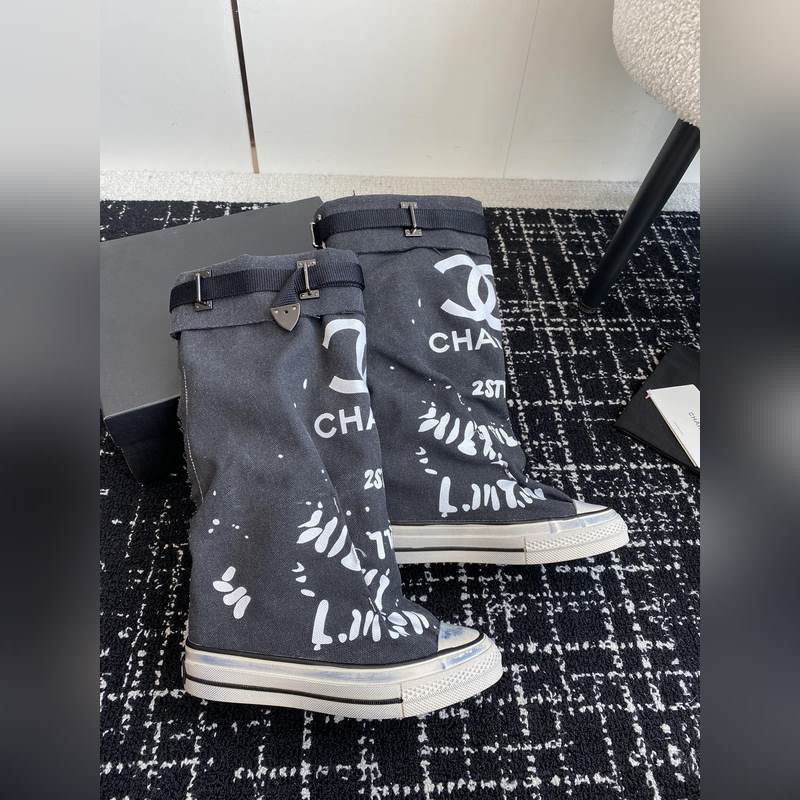 CHANEL 香奈兒  網紅爆款中古 塗鴉帆布鞋 太有範兒了 複古coco女鞋