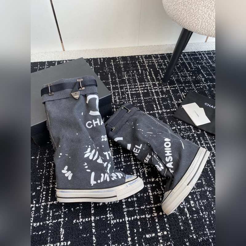 CHANEL 香奈兒  網紅爆款中古 塗鴉帆布鞋 太有範兒了 複古coco女鞋