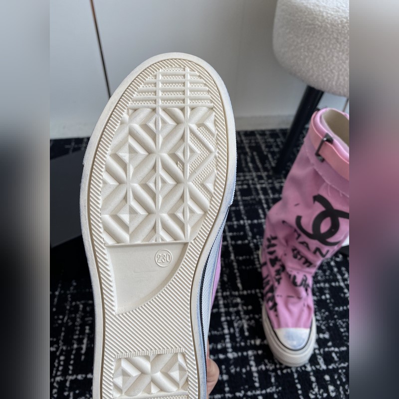 CHANEL 香奈兒  網(wǎng)紅爆款中古 塗鴉帆布鞋 太有範(fàn)兒了 複古coco女鞋