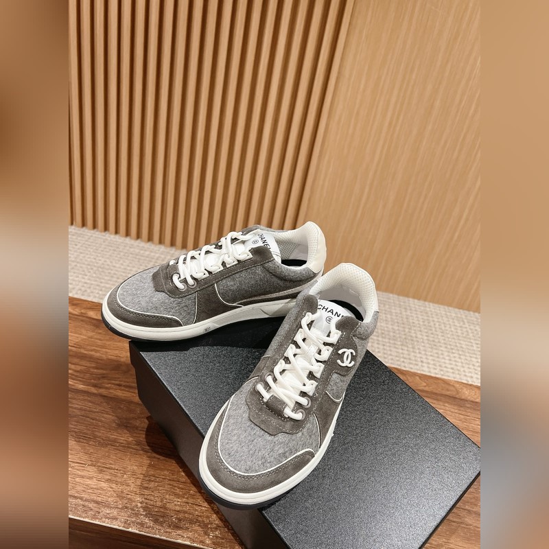 香奈兒新配色毛呢休閑滑闆鞋 熊貓運動鞋，小紅書博主們都很愛頻頻推薦個個都是時髦精