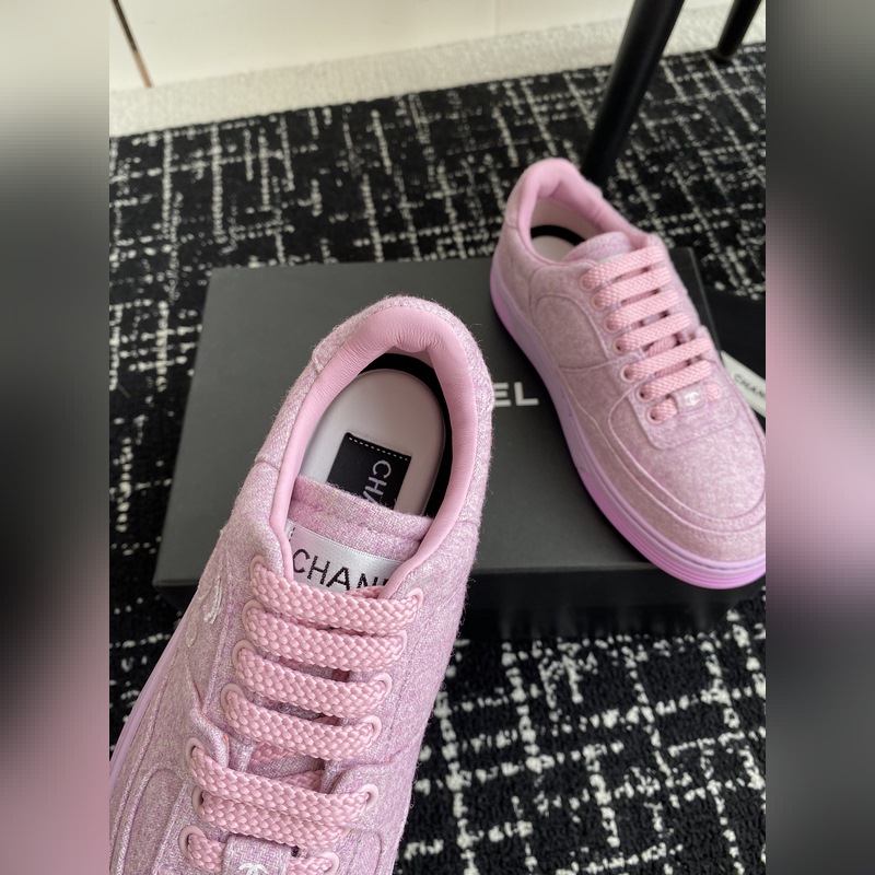 Chanel 香奈兒 24ss 秋冬季新款 休閑運動闆鞋一改以往的進口特殊布