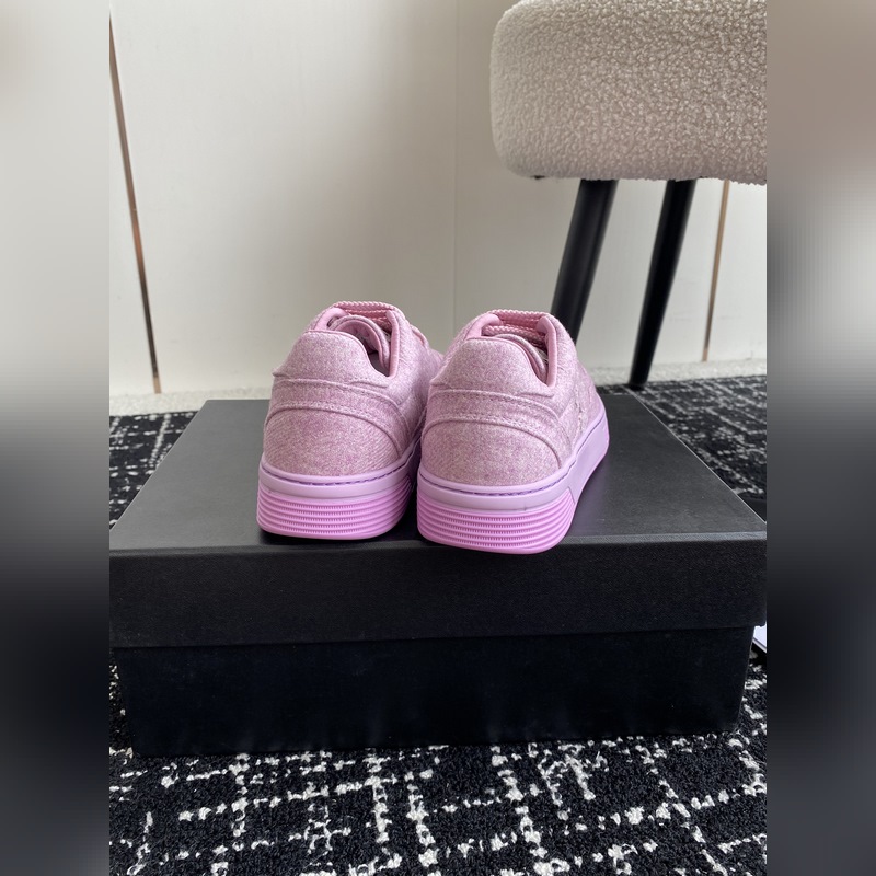 Chanel 香奈兒 24ss 秋冬季新款 休閑運動闆鞋一改以往的進口特殊布