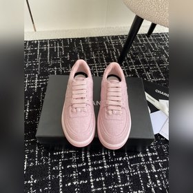 Chanel 香奈兒 24ss 秋冬季新款 休閑運動闆鞋一改以往的進口特殊布