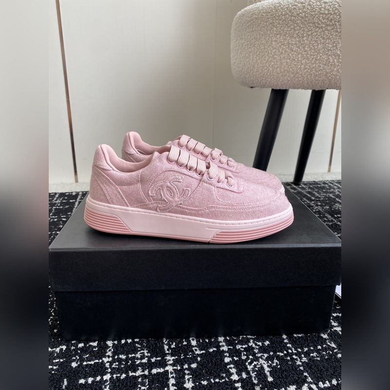 Chanel 香奈兒 24ss 秋冬季新款 休閑運動闆鞋一改以往的進口特殊布