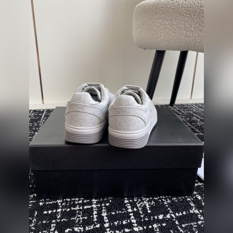 Chanel 香奈兒 24ss 秋冬季新款 休閑運(yùn)動(dòng)闆鞋一改以往的進(jìn)口特殊布