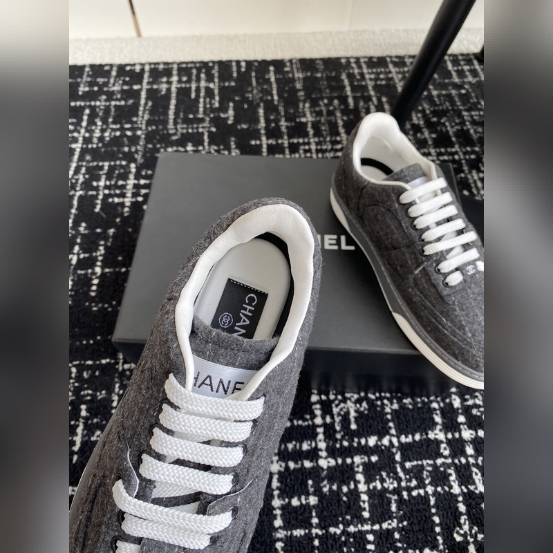 Chanel 香奈兒 24ss 秋冬季新款 休閑運動闆鞋一改以往的進口特殊布