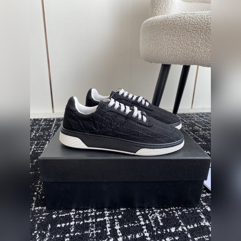 Chanel 香奈兒 24ss 秋冬季新款 休閑運動闆鞋一改以往的進口特殊布