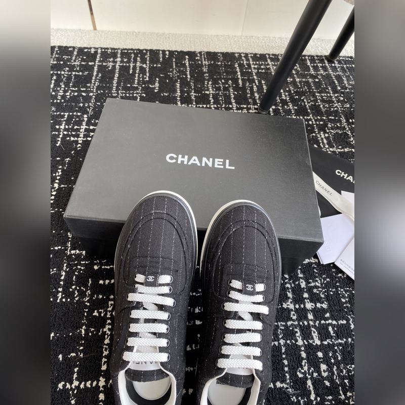 Chanel 香奈兒 24ss 秋冬季新款 休閑運動闆鞋一改以往的進口特殊布