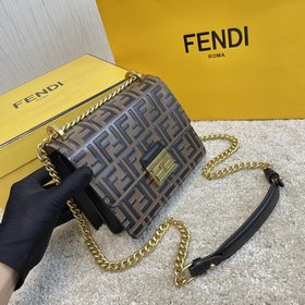 名稱：FENDI （芬迪）Kan I品質：原單品質 型號：小號8840顔色