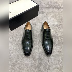 Gucci 男士經典牛津鞋男士商務正裝皮鞋 經典款  極緻藝術 全鞋采用進口打蠟