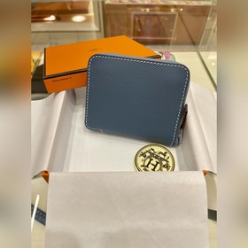 Silk‘in方塊錢包 compact wallet，外皮epsom ，内絲質，