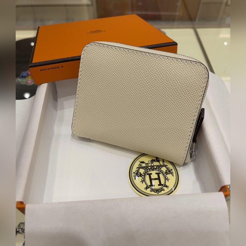 Silk‘in方塊錢包 compact wallet，外皮epsom ，內(nèi)絲質(zhì)，