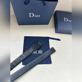 寬度3.5 CM  ，長度80—110歐碼 。