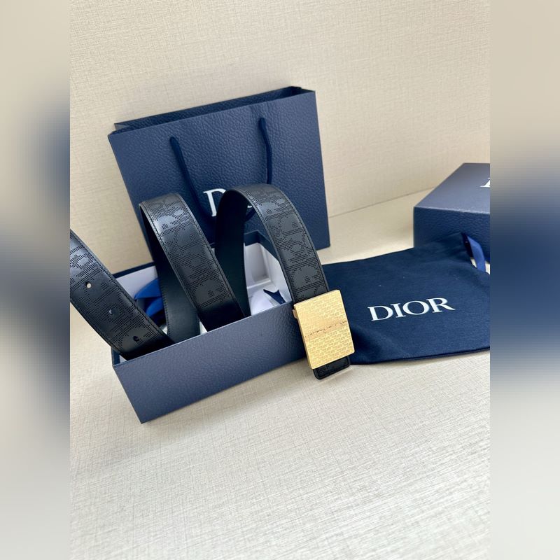 寬度3.5 CM  ，長度80—110歐碼 。