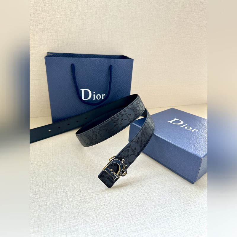 寬度3.5 CM  ，長度80—110歐碼 。