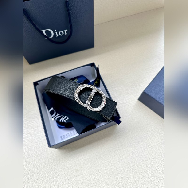 寬度3.5 CM  ，長度80—110歐碼 。